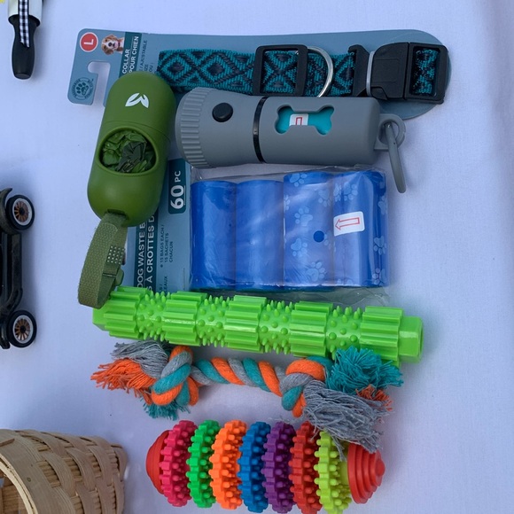 dog supplies - Picture 1 of 1